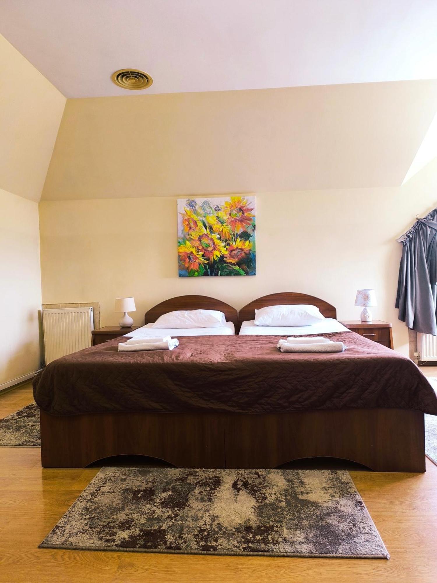 Hotel Delfin มุกาเชเว ภายนอก รูปภาพ